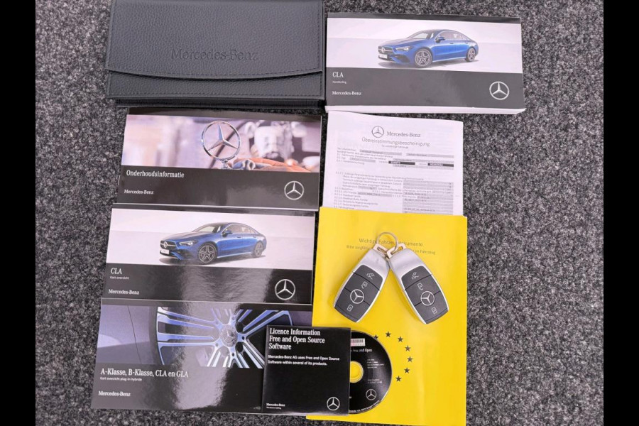 Mercedes-Benz CLA-Klasse 250 e Business Solution AMG Trekhaak | AMG Line | Night Pakket | Panorama Schuif-Kanteldak | Parkeerpakket met achteruitrijcamera | Sfeerverlichting. Inclusief 24 maanden MB Certified garantie voor Europa.