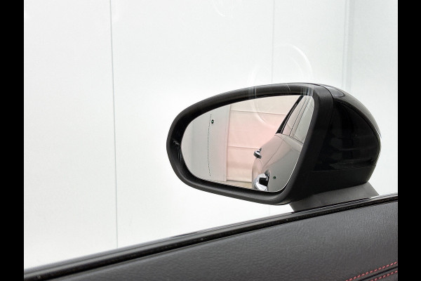 Mercedes-Benz CLA-Klasse 250 e Business Solution AMG Trekhaak | AMG Line | Night Pakket | Panorama Schuif-Kanteldak | Parkeerpakket met achteruitrijcamera | Sfeerverlichting. Inclusief 24 maanden MB Certified garantie voor Europa.