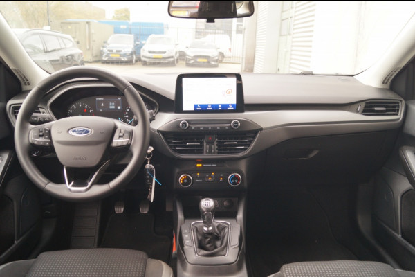 Ford Focus Wagon 1.0 EcoBoost 124pk Hybrid Connected -NAVI-AIRCO-PDC-