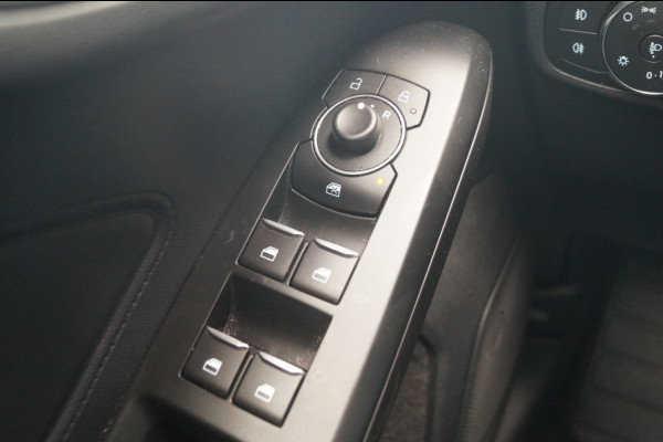 Ford Focus Wagon 1.0 EcoBoost 124pk Hybrid Connected -NAVI-AIRCO-PDC-