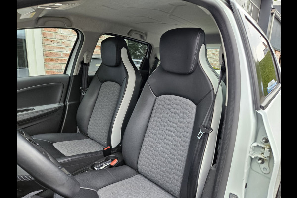 Renault ZOE R135 Intens 52 kWh Koopaccu! SOH 94%! LED! Camera! NAP! Airco/Clima! PDC! Cruise Control! Navigatie!