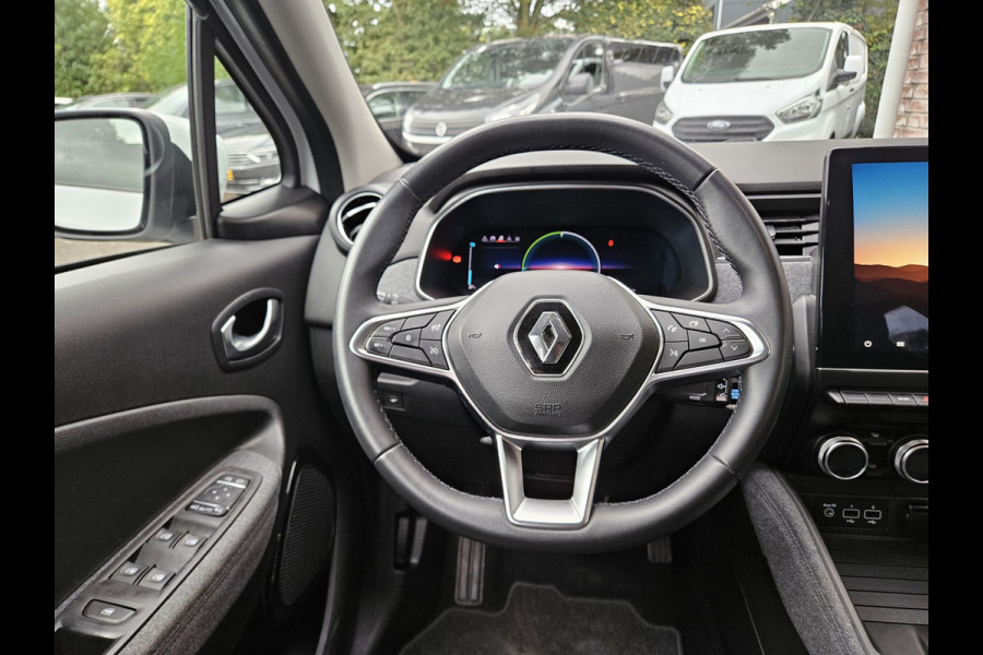 Renault ZOE R135 Intens 52 kWh Koopaccu! SOH 94%! LED! Camera! NAP! Airco/Clima! PDC! Cruise Control! Navigatie!