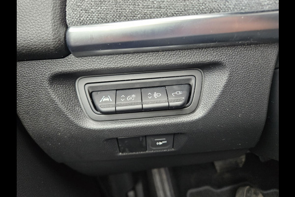 Renault ZOE R135 Intens 52 kWh Koopaccu! SOH 94%! LED! Camera! NAP! Airco/Clima! PDC! Cruise Control! Navigatie!