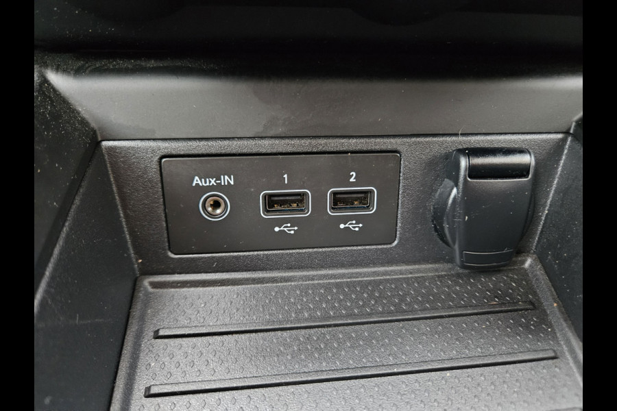 Renault ZOE R135 Intens 52 kWh Koopaccu! SOH 94%! LED! Camera! NAP! Airco/Clima! PDC! Cruise Control! Navigatie!