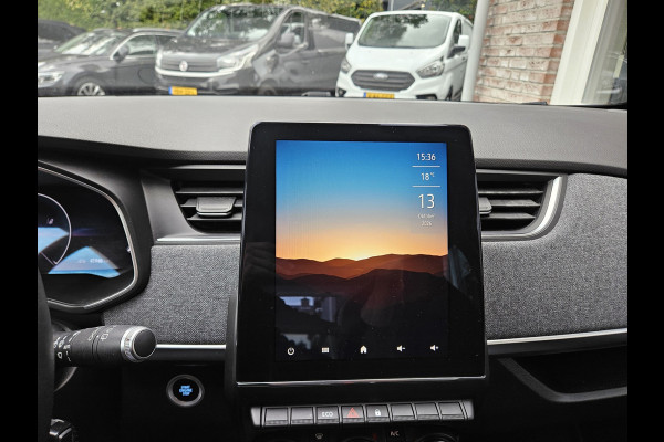 Renault ZOE R135 Intens 52 kWh Koopaccu! SOH 94%! LED! Camera! NAP! Airco/Clima! PDC! Cruise Control! Navigatie!