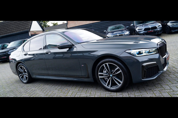 BMW 7 Serie 745e High Executive | Massage | Softclose | Achterbankverwarming | 360 | Head Up Display | Carplay