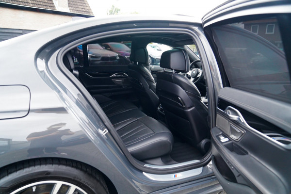 BMW 7 Serie 745e High Executive | Massage | Softclose | Achterbankverwarming | 360 | Head Up Display | Carplay