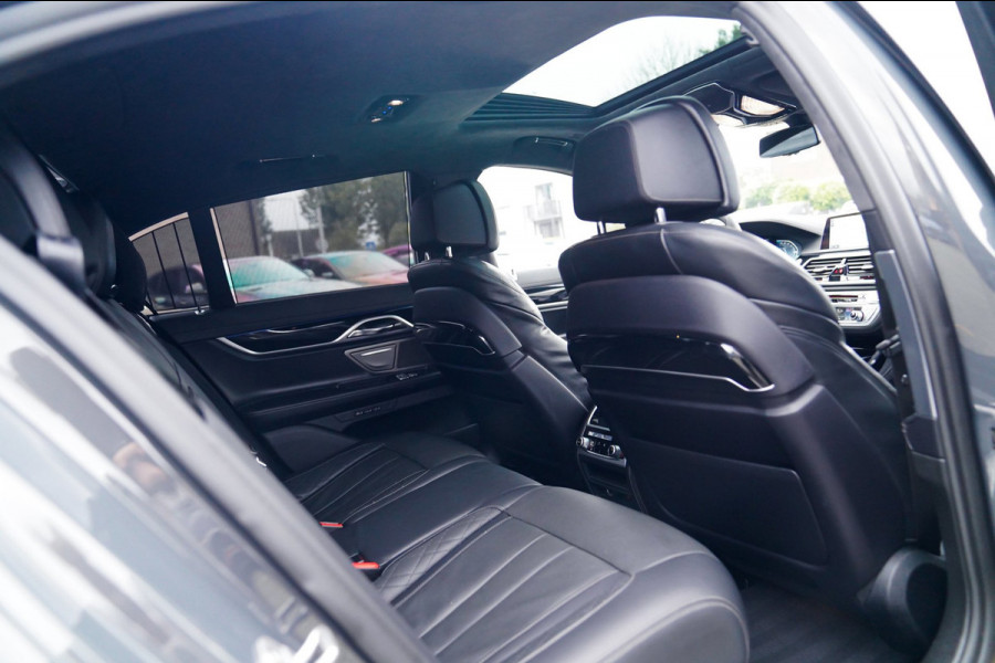 BMW 7 Serie 745e High Executive | Massage | Softclose | Achterbankverwarming | 360 | Head Up Display | Carplay
