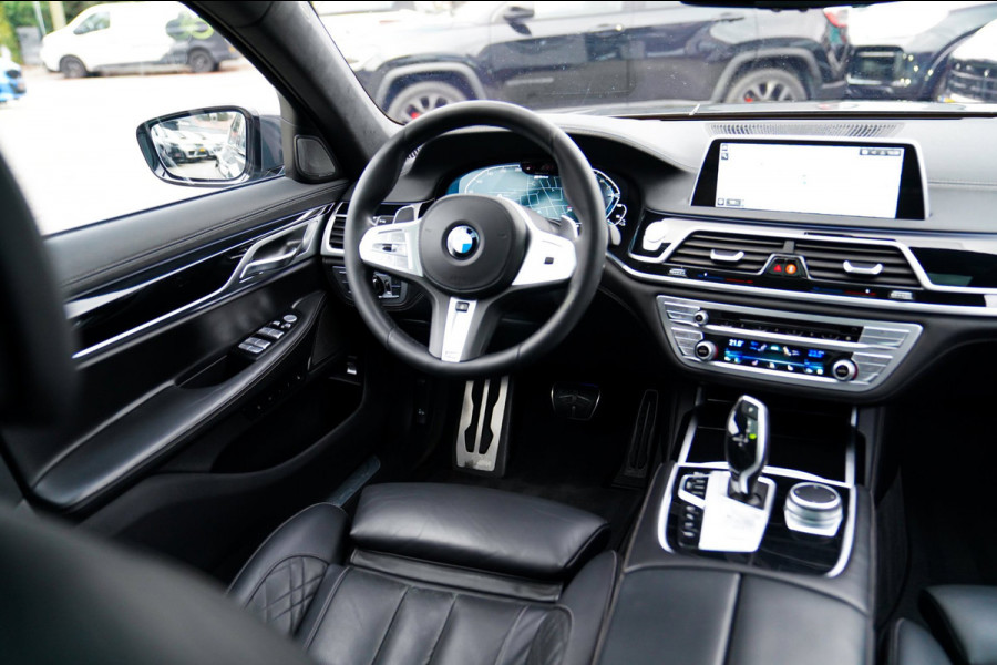 BMW 7 Serie 745e High Executive | Massage | Softclose | Achterbankverwarming | 360 | Head Up Display | Carplay