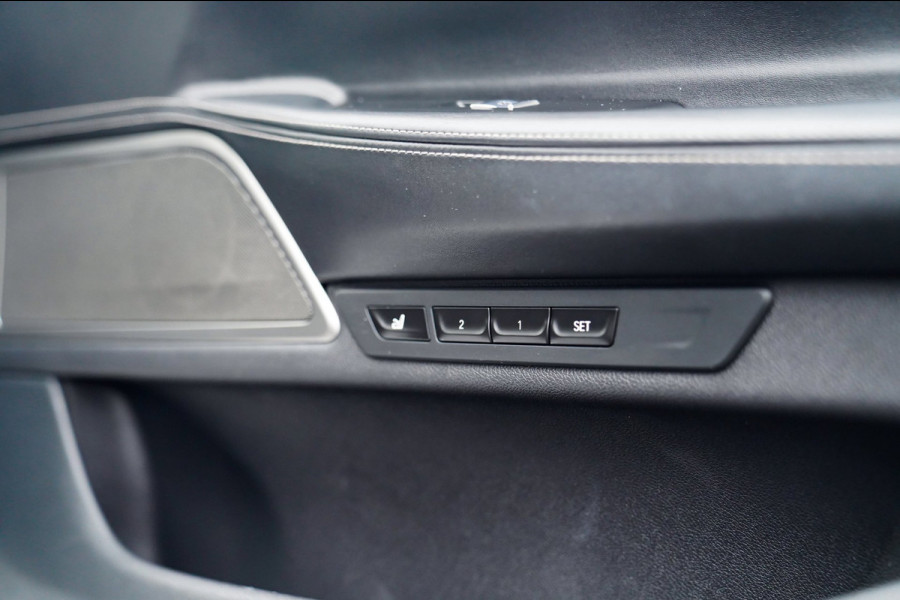 BMW 7 Serie 745e High Executive | Massage | Softclose | Achterbankverwarming | 360 | Head Up Display | Carplay