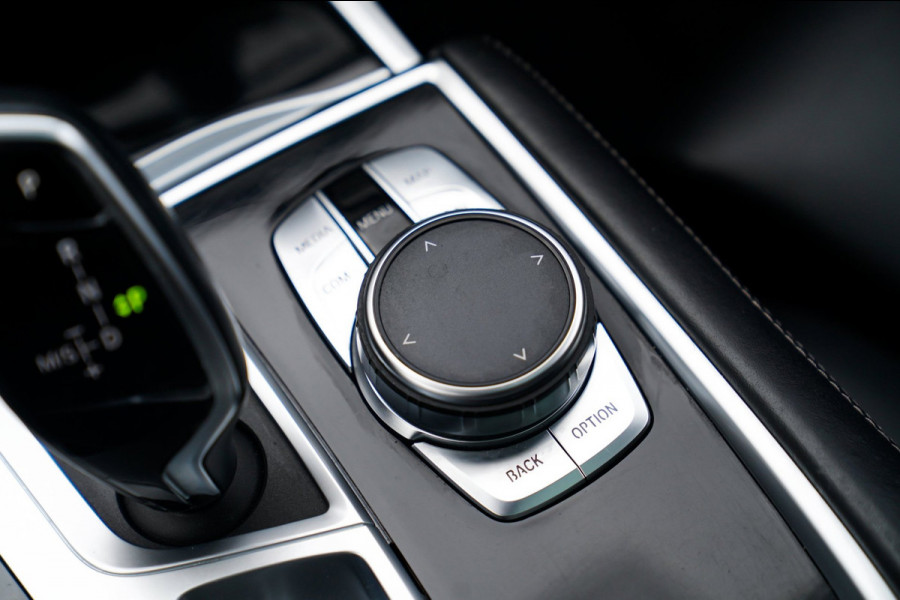 BMW 7 Serie 745e High Executive | Massage | Softclose | Achterbankverwarming | 360 | Head Up Display | Carplay