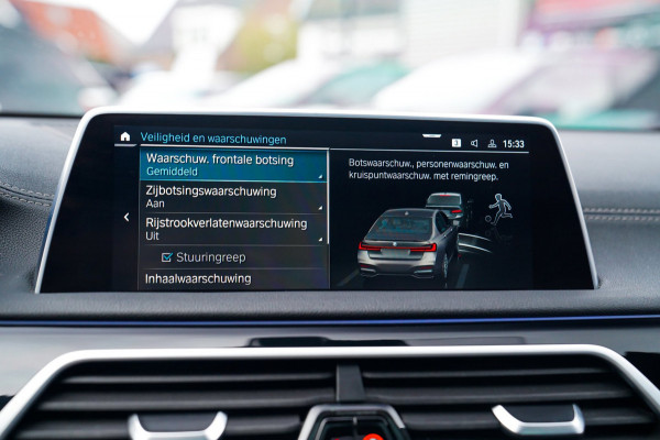 BMW 7 Serie 745e High Executive | Massage | Softclose | Achterbankverwarming | 360 | Head Up Display | Carplay