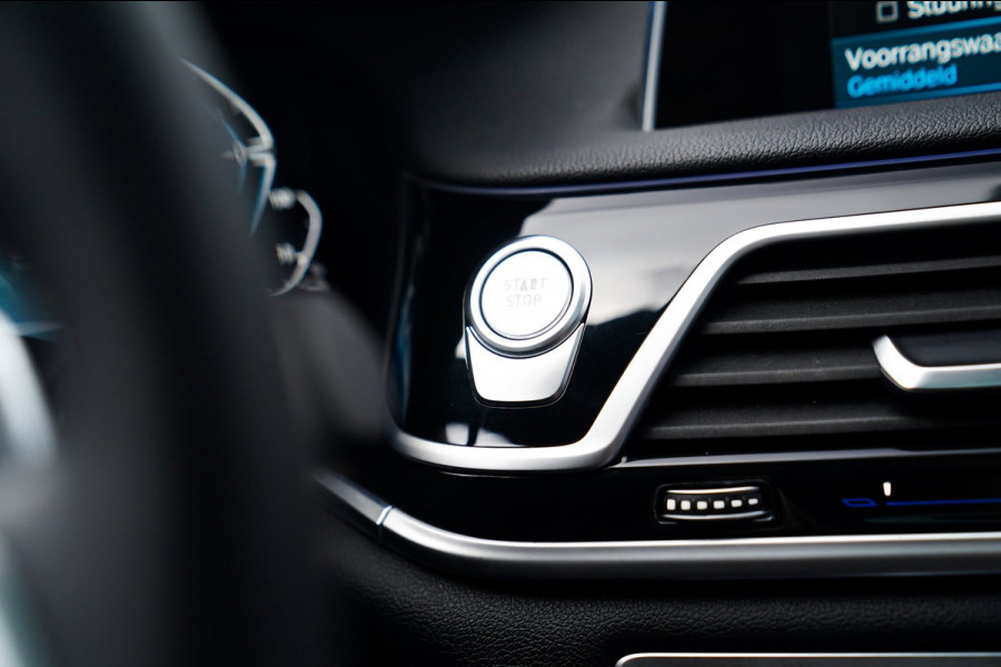 BMW 7 Serie 745e High Executive | Massage | Softclose | Achterbankverwarming | 360 | Head Up Display | Carplay