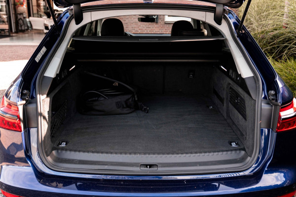 Audi A6 Avant 55 TFSI e Quattro Competition 367 PK Pano Elek. Trekhaak ACC Leder Memory 19''