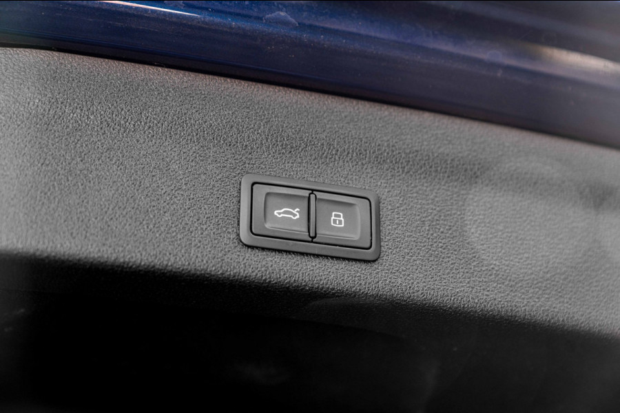Audi A6 Avant 55 TFSI e Quattro Competition 367 PK Pano Elek. Trekhaak ACC Leder Memory 19''