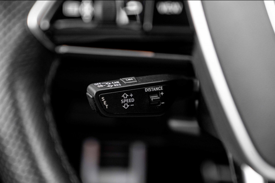 Audi A6 Avant 55 TFSI e Quattro Competition 367 PK Pano Elek. Trekhaak ACC Leder Memory 19''