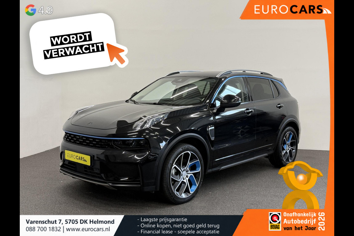 Lynk & Co 01 1.5 Panoramadak Navigatie Apple CarPlay Android Auto Camera Parkeerhulp Adaptive Cruise Control Dodehoekdetectie Stoelverwarming Climate Control Lichtmetalen velgen