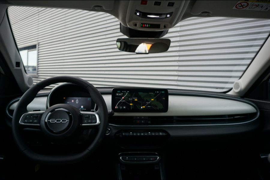 Fiat 600 Hybrid La Prima | Stoel massage | Carplay | Keyless