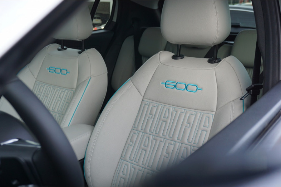 Fiat 600 Hybrid La Prima | Stoel massage | Carplay | Keyless