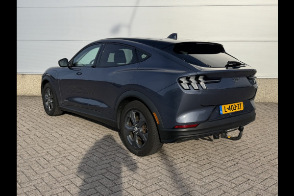 Ford Mustang Mach-E RWD 75 kWh TREKHAAK!