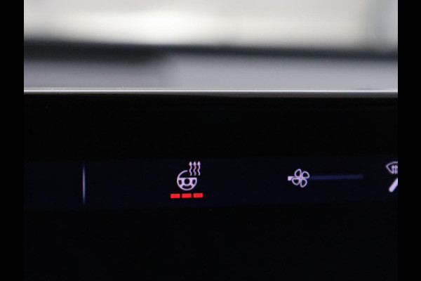 Škoda ENYAQ iV 60 SOH 91,2% | Adaptive cruise | Stuur/stoel verwarming | Trekhaak | Camera | Sfeerverlichting |