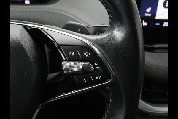 Škoda ENYAQ iV 60 SOH 91,2% | Adaptive cruise | Stuur/stoel verwarming | Trekhaak | Camera | Sfeerverlichting |