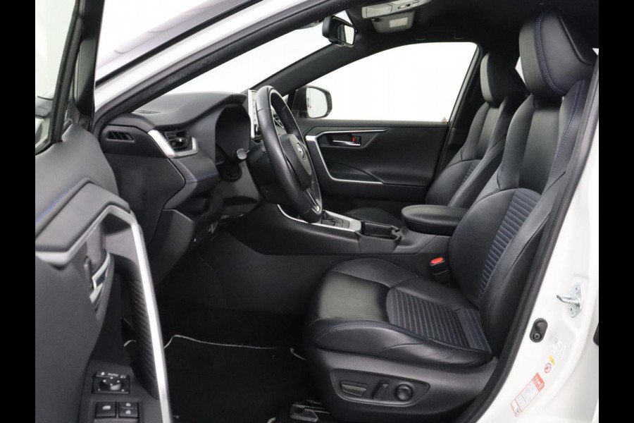 Toyota RAV4 2.5 Hybrid Bi-Tone | Navigatie | Camera | Stoelverwarming | LED |