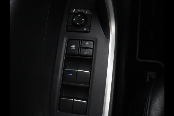 Toyota RAV4 2.5 Hybrid Bi-Tone | Navigatie | Camera | Stoelverwarming | LED |