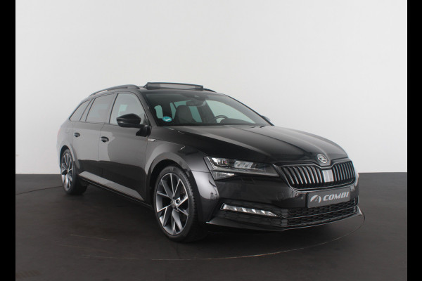Škoda Superb Combi 2.0 TDI SportLine > 200pk/Pano.schuif/19 Inch/Stoelverwarming/All-season...