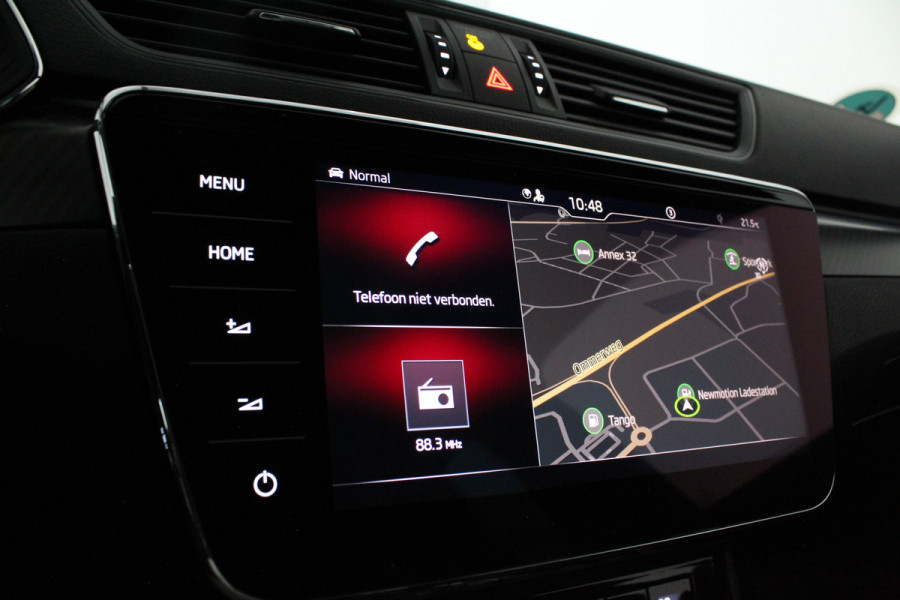Škoda Superb Combi 2.0 TDI SportLine > 200pk/Pano.schuif/19 Inch/Stoelverwarming/All-season...
