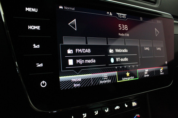 Škoda Superb Combi 2.0 TDI SportLine > 200pk/Pano.schuif/19 Inch/Stoelverwarming/All-season...