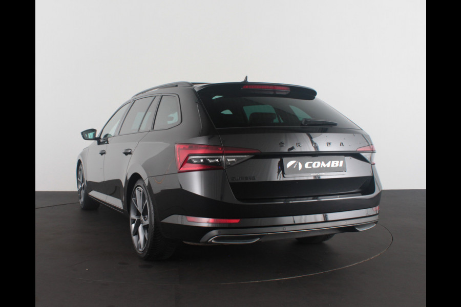 Škoda Superb Combi 2.0 TDI SportLine > 200pk/Pano.schuif/19 Inch/Stoelverwarming/All-season...