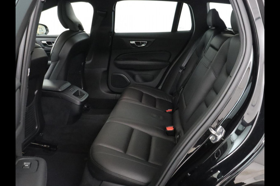 Volvo V60 2.0 T6 AWD Inscription | 310PK | Pano.dak | Trekhaak | Stuur/stoel verwarming | Head-up display | Adaptive Cruise control | Carplay | Memory | Harman Kardon |