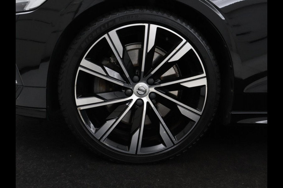 Volvo V60 2.0 T6 AWD Inscription | 310PK | Pano.dak | Trekhaak | Stuur/stoel verwarming | Head-up display | Adaptive Cruise control | Carplay | Memory | Harman Kardon |