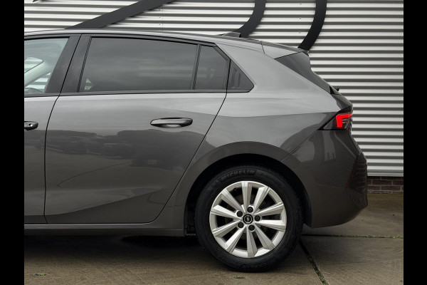 Opel Astra 1.2 Business Edition 2e Eigenaar|Navi|Carplay|D-riem vv in 2026|360 Camera|Clima|Cruise|Stoleverwarming|N.A.P|APK tot 07-2028