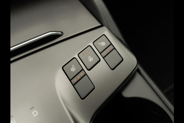Kia Sportage 1.6 T-GDi Plug-in Hybrid DynamicPlusLine | Actieprijs* | Op Voorraad | Schuif-/Kanteldak | Stoel en Stuurverwarming | Navi. | Clima. | Adapt. Cruise. | Dodehoekassitentie