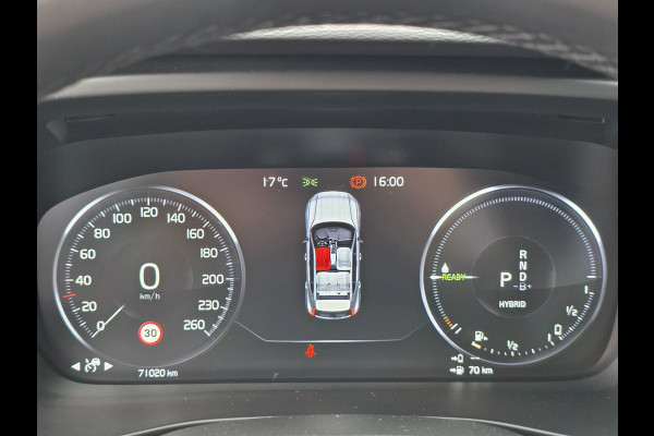 Volvo XC40 1.5 T5 Plug-in hybrid Plus Bright | TREKHAAK | LEDER | 1E EIGENAAR | WINTERPAKKET