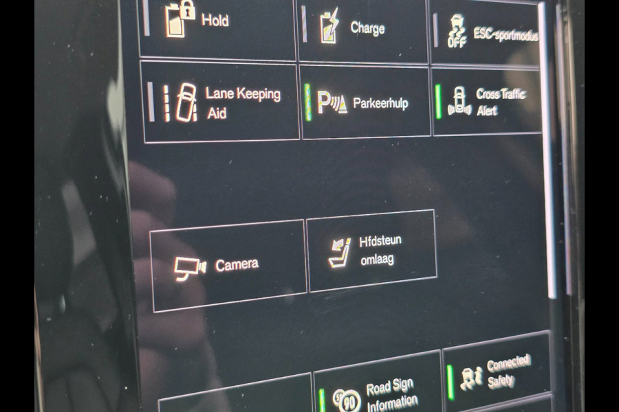 Volvo XC40 1.5 T5 Plug-in hybrid Plus Bright | TREKHAAK | LEDER | 1E EIGENAAR | WINTERPAKKET