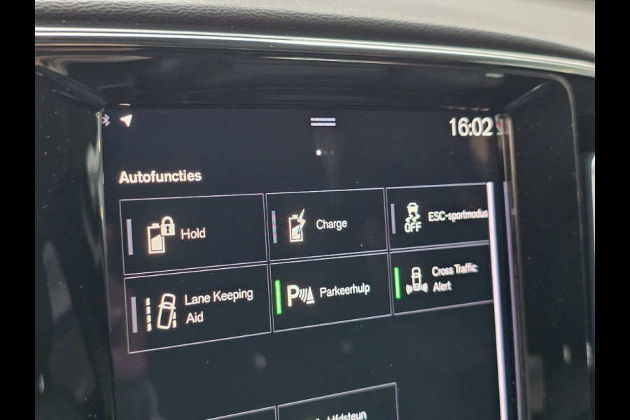 Volvo XC40 1.5 T5 Plug-in hybrid Plus Bright | TREKHAAK | LEDER | 1E EIGENAAR | WINTERPAKKET