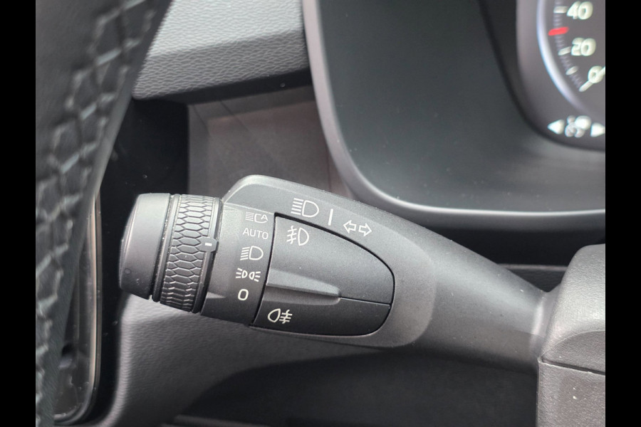 Volvo XC40 1.5 T5 Plug-in hybrid Plus Bright | TREKHAAK | LEDER | 1E EIGENAAR | WINTERPAKKET