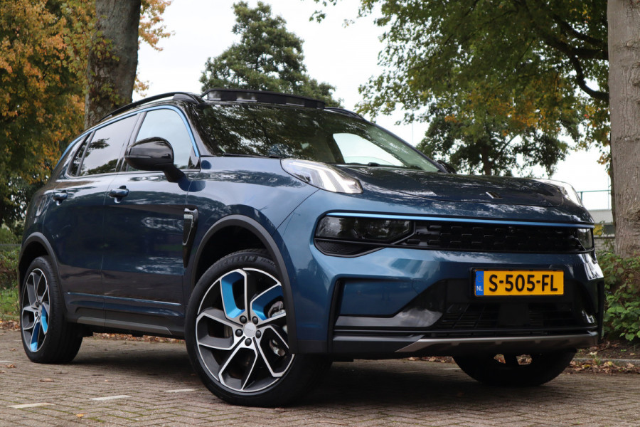 Lynk & Co 01 1.5 | Panoramadak | 360 Camera | Navi | Carplay |