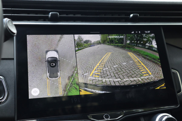 Lynk & Co 01 1.5 | Panoramadak | 360 Camera | Navi | Carplay |