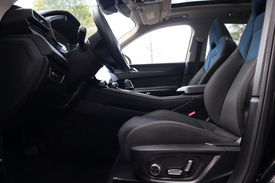Lynk & Co 01 1.5 | Panoramadak | 360 Camera | Navi | Carplay |