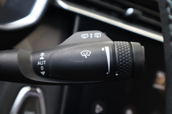 Lynk & Co 01 1.5 | Panoramadak | 360 Camera | Navi | Carplay |