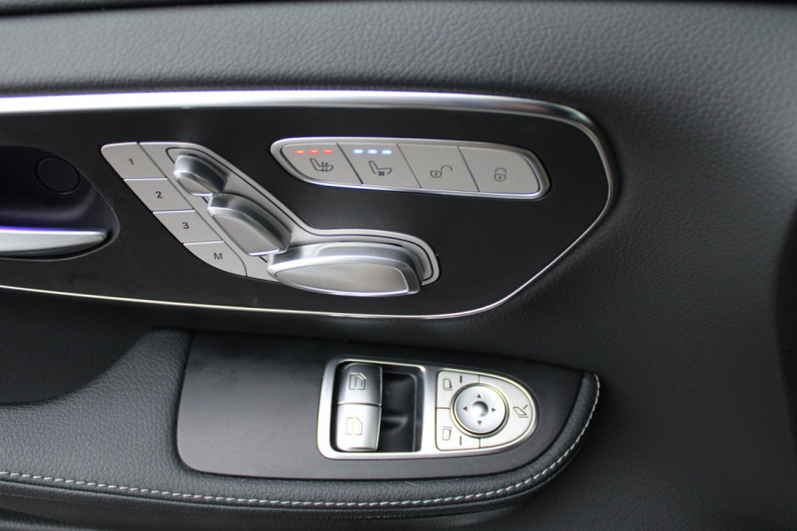 Mercedes-Benz V-Klasse 300d / AMG / DC / Luchtvering / Elec Stoelen / 360 Camera / Burmester / Vol Opties / NIEUWSTAAT
