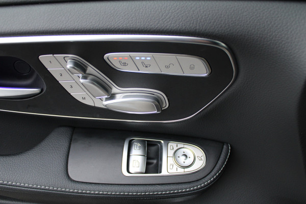 Mercedes-Benz V-Klasse 300d / AMG / DC / Luchtvering / Elec Stoelen / 360 Camera / Burmester / Vol Opties / NIEUWSTAAT