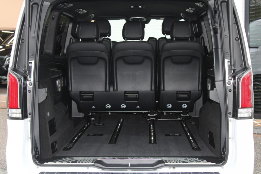 Mercedes-Benz V-Klasse 300d / AMG / DC / Luchtvering / Elec Stoelen / 360 Camera / Burmester / Vol Opties / NIEUWSTAAT
