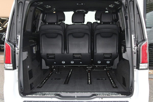 Mercedes-Benz V-Klasse 300d / AMG / DC / Luchtvering / Elec Stoelen / 360 Camera / Burmester / Vol Opties / NIEUWSTAAT
