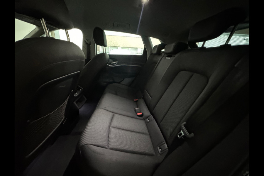 Audi e-tron 55 quattro S edition 95 kWh 96,2%|Trekhaak|Luchtvering|Lane Assist