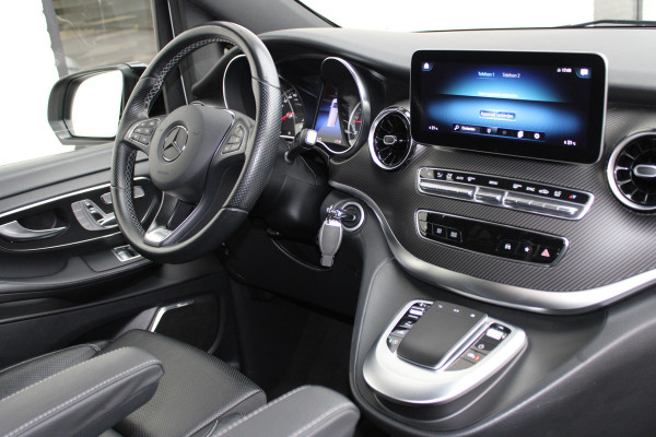Mercedes-Benz V-Klasse 300d / DC / AMG / Panorama / Luchtvering / 2x Elec Schuifd / 360 Cam / Burmester / Vol Opties.